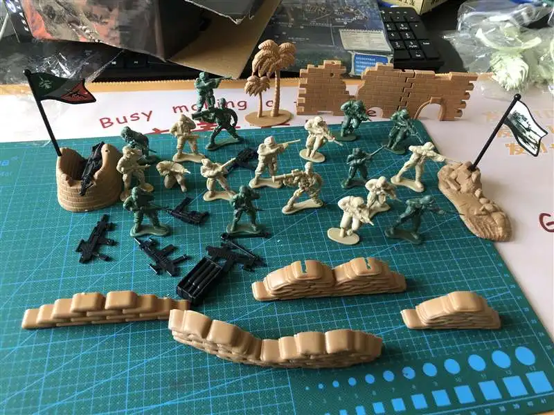 Board Game Risk - Hot Bag Soldier Toys Static Small